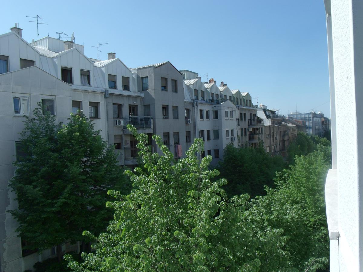 Botanical Garden Apartments ベオグラード エクステリア 写真